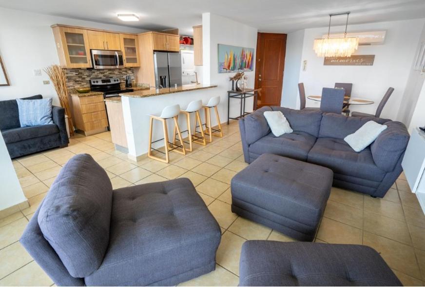 Luxury Apartment With Ocean Views ファハルド エクステリア 写真
