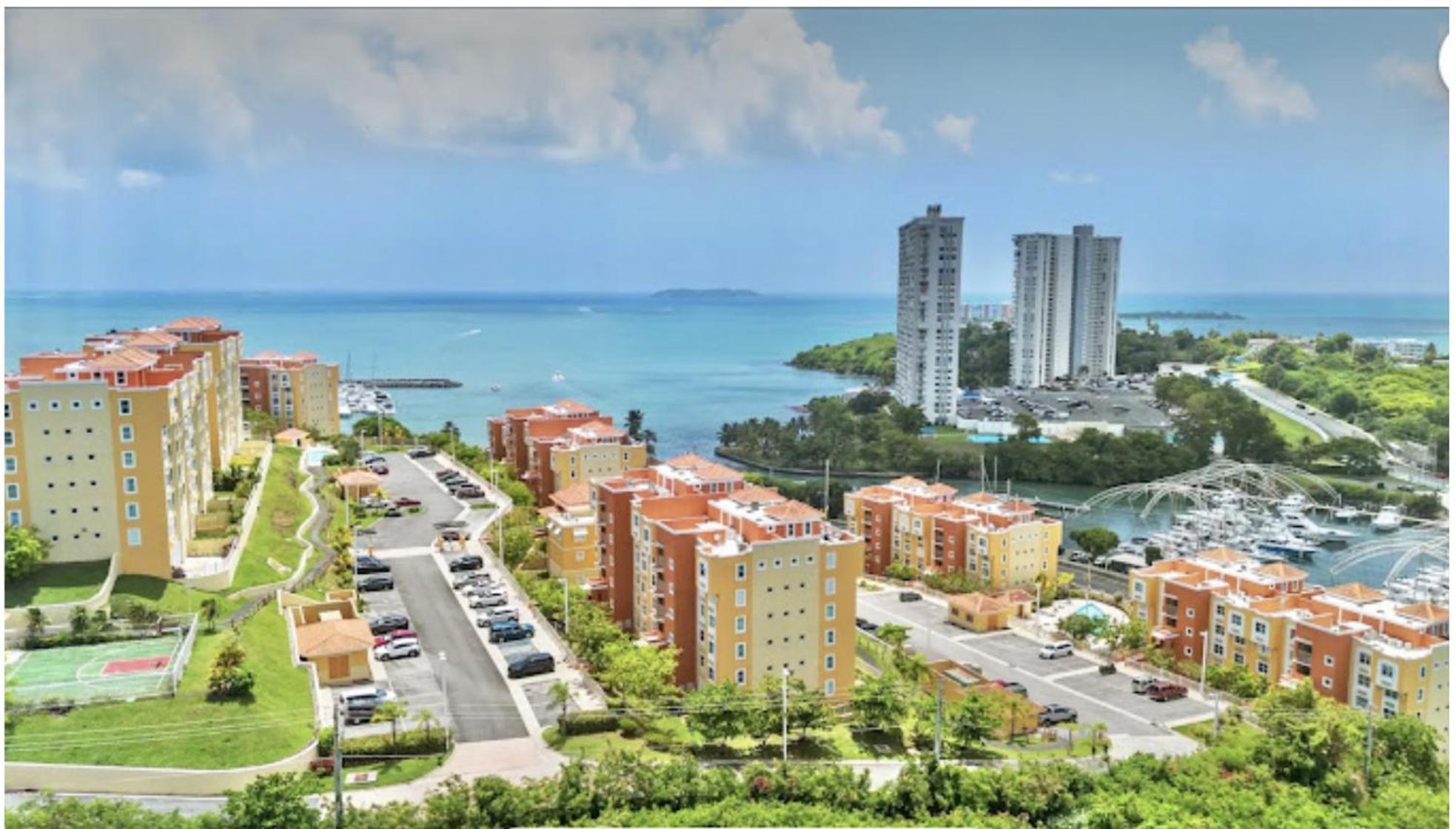 Luxury Apartment With Ocean Views ファハルド エクステリア 写真
